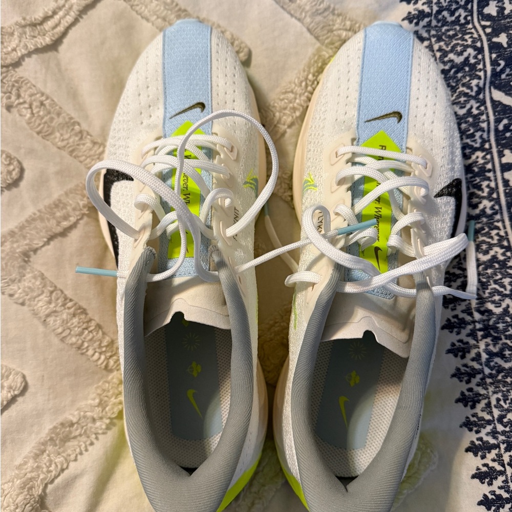 Nike Pegasus Plus men’s 10 women’s 11.5 new